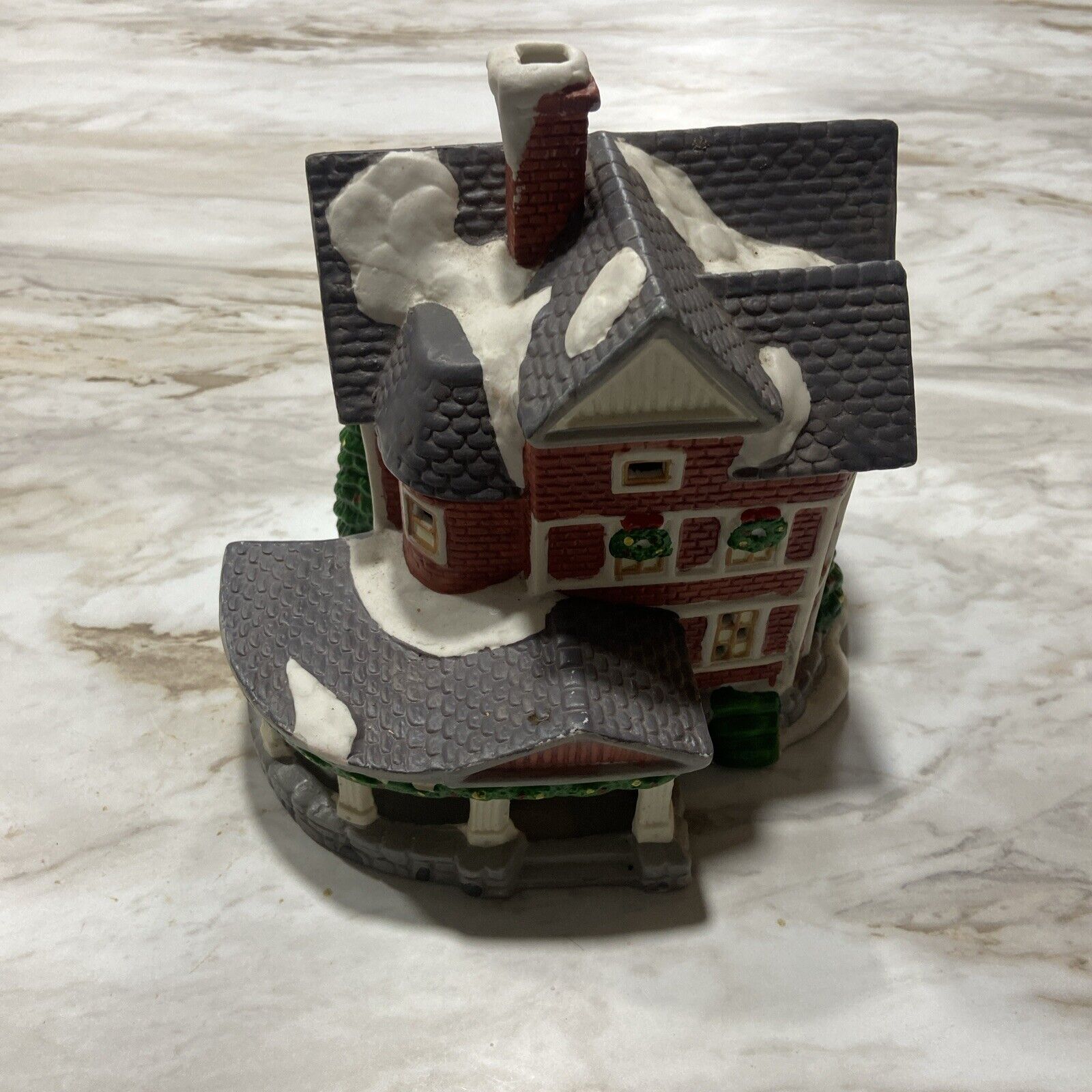 Lemax Dickensvale Collectibles Porcelain Lighted House 