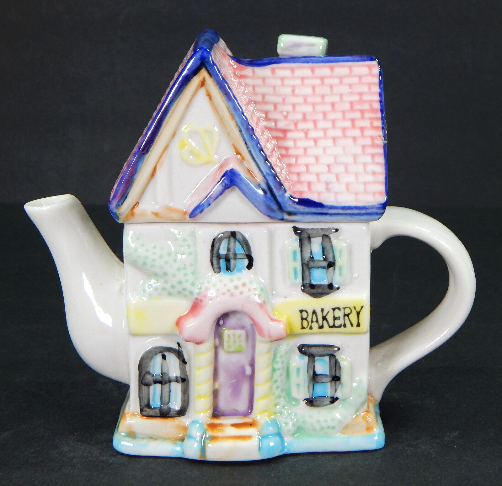 2000 COLLECTORS HAND PAINTED CERAMIC COTTAGE HOUSE BAKERY TEAPOT PINK & PURPLE