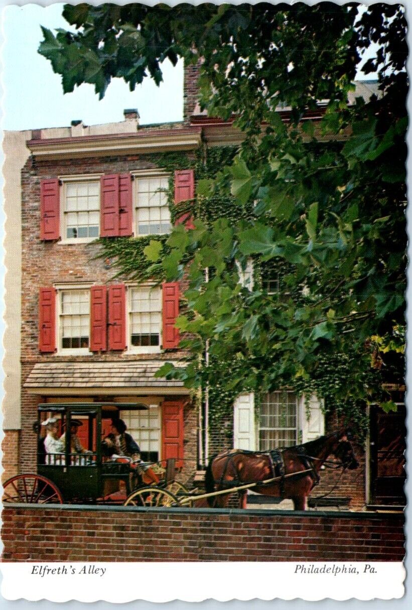 Postcard - Façade of No. 139, Elfreth\'s Alley, Philadelphia, Pennsylvania, USA