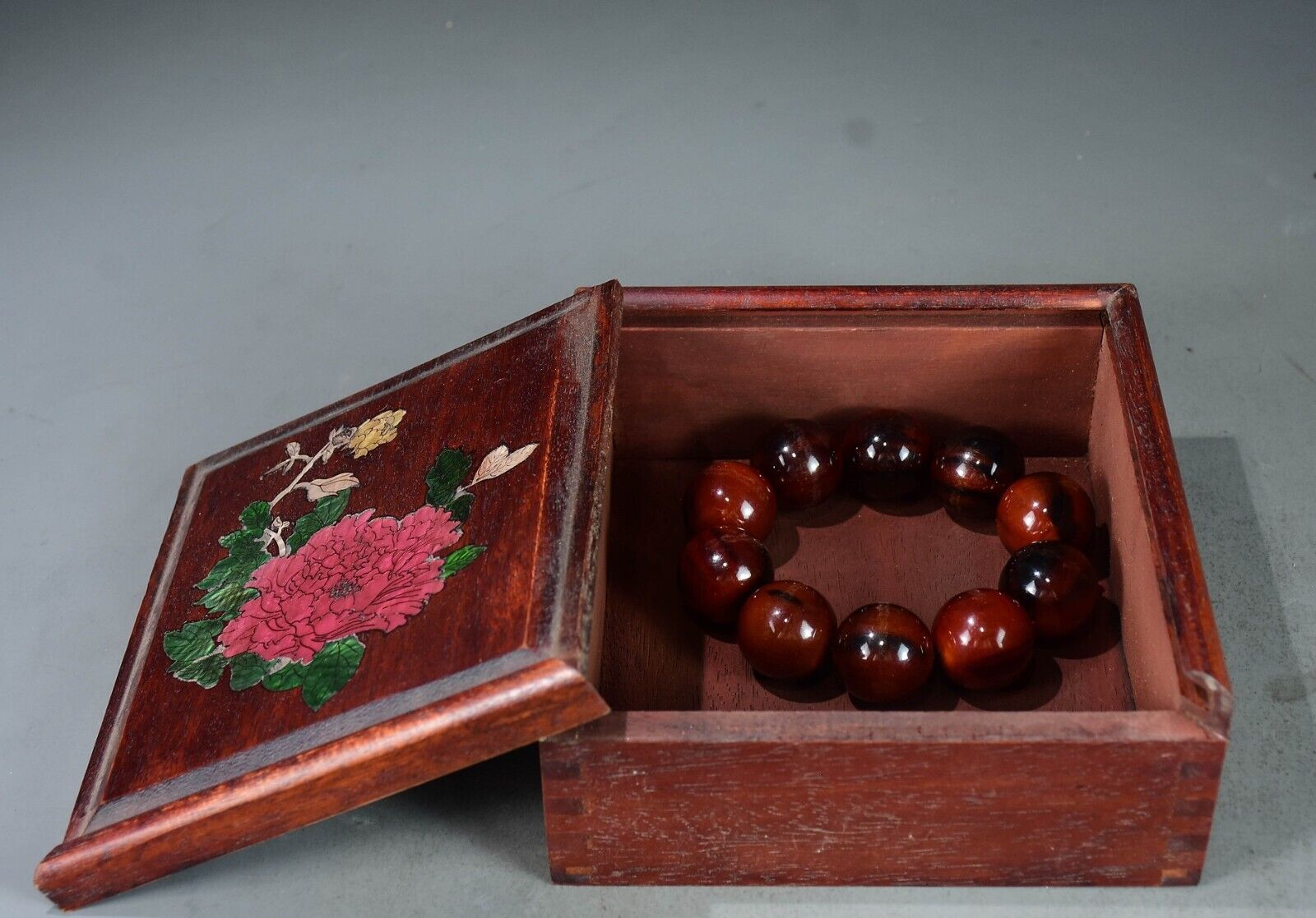 Noble tibet ox horn carved bead bangle bracelet +inlay shell flower rosewood box