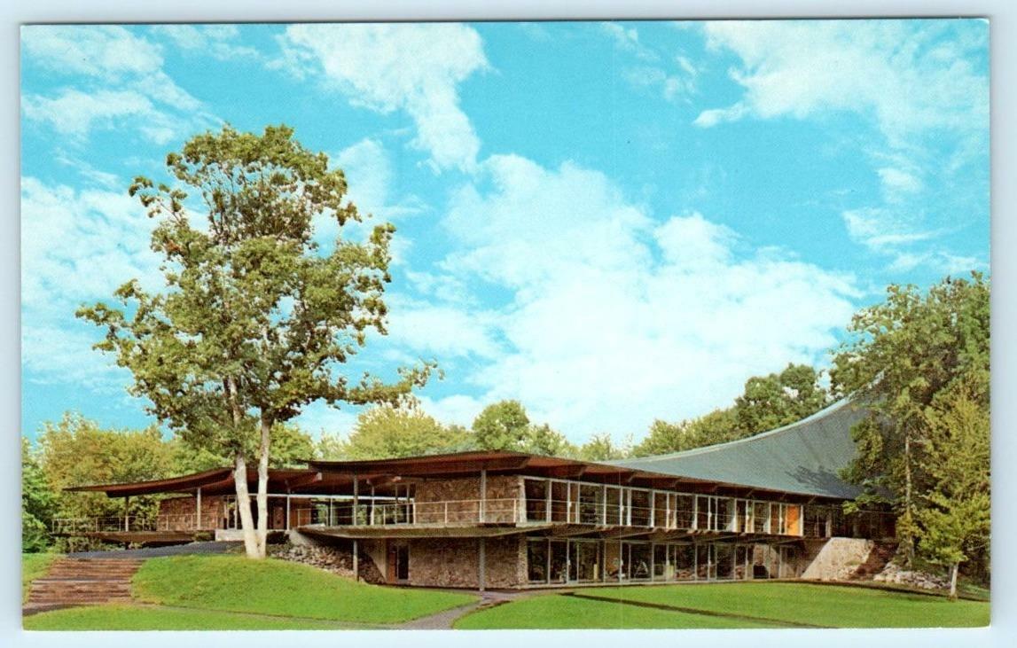 WESTPORT, Connecticut CT ~ UNITARIAN CHURCH Fairfield County c1960s Postcard