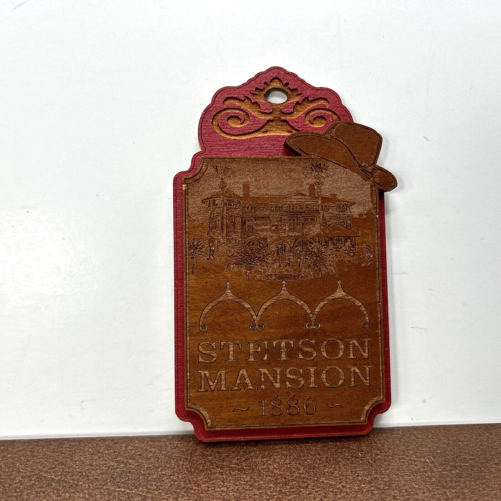 Stetson Mansion 1886 Deland Florida Cowboy Hat Wood Fridge Magnet, Vintage