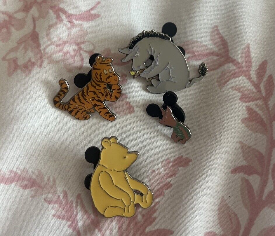 Vintage Pin Set 1997 Disney Winnie The Pooh Classic Set of 4 