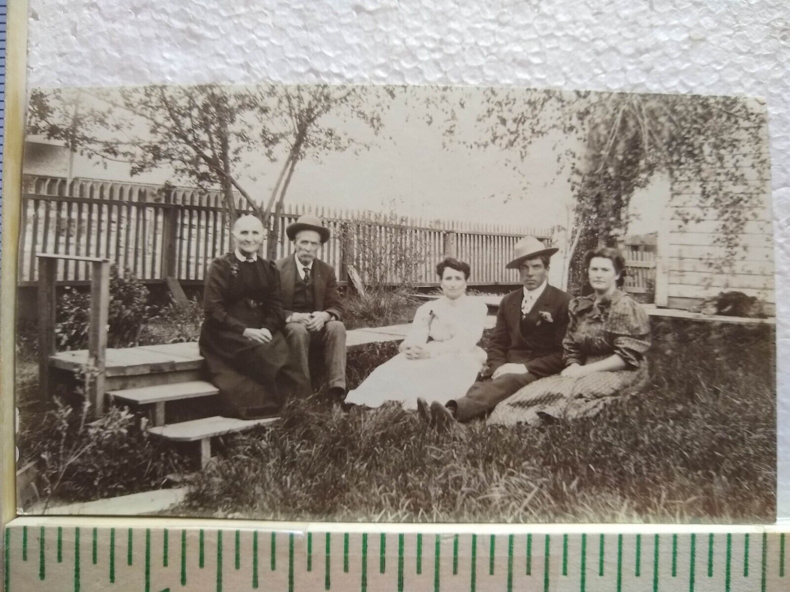 Postcard Vintage/Old Group Picture at the Garden (?)