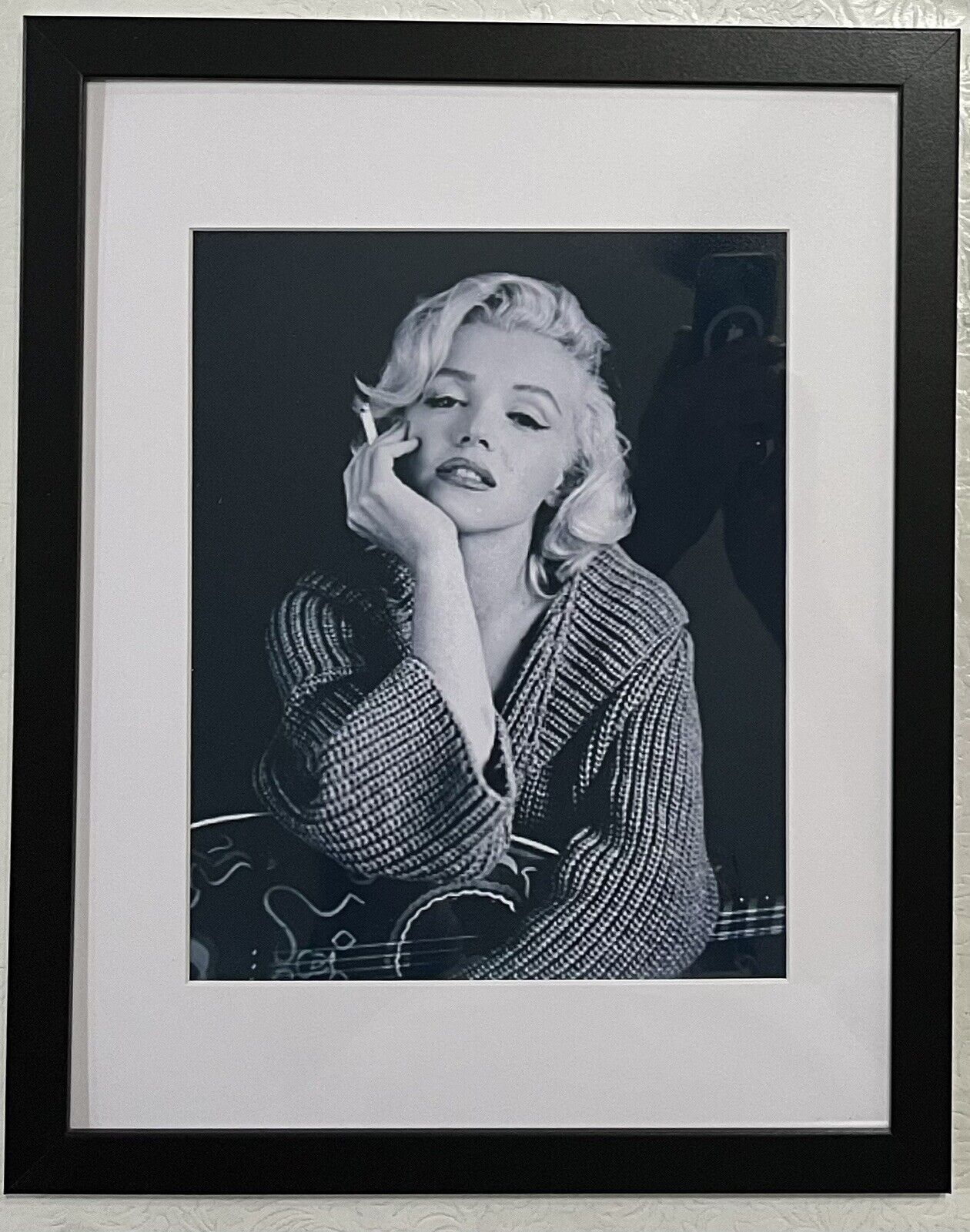 New Framed And Matted 8x10 Color Photo of Hollywood Icon Marilyn Monroe.