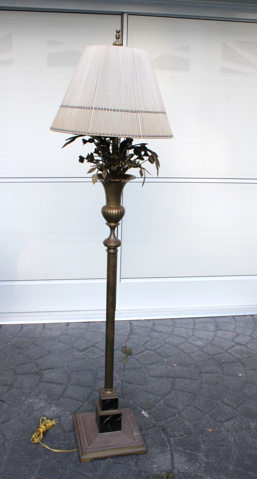 Rare Vintage Decorative Crafts Inc. Hand Crafted Heavy Brass Floor Lamp 69