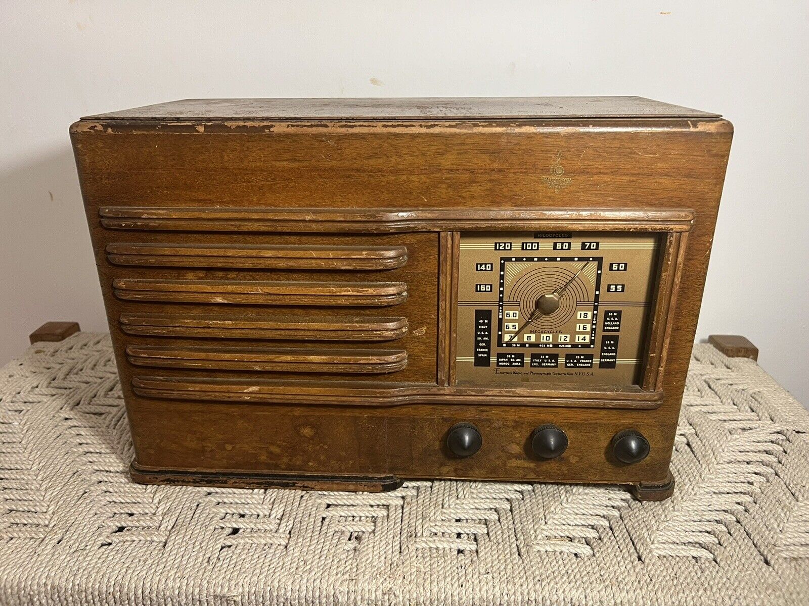 🍊Vintage 1939 Emerson Tube Radio Ingraham Cabinet | Model DP-332 UNTESTED