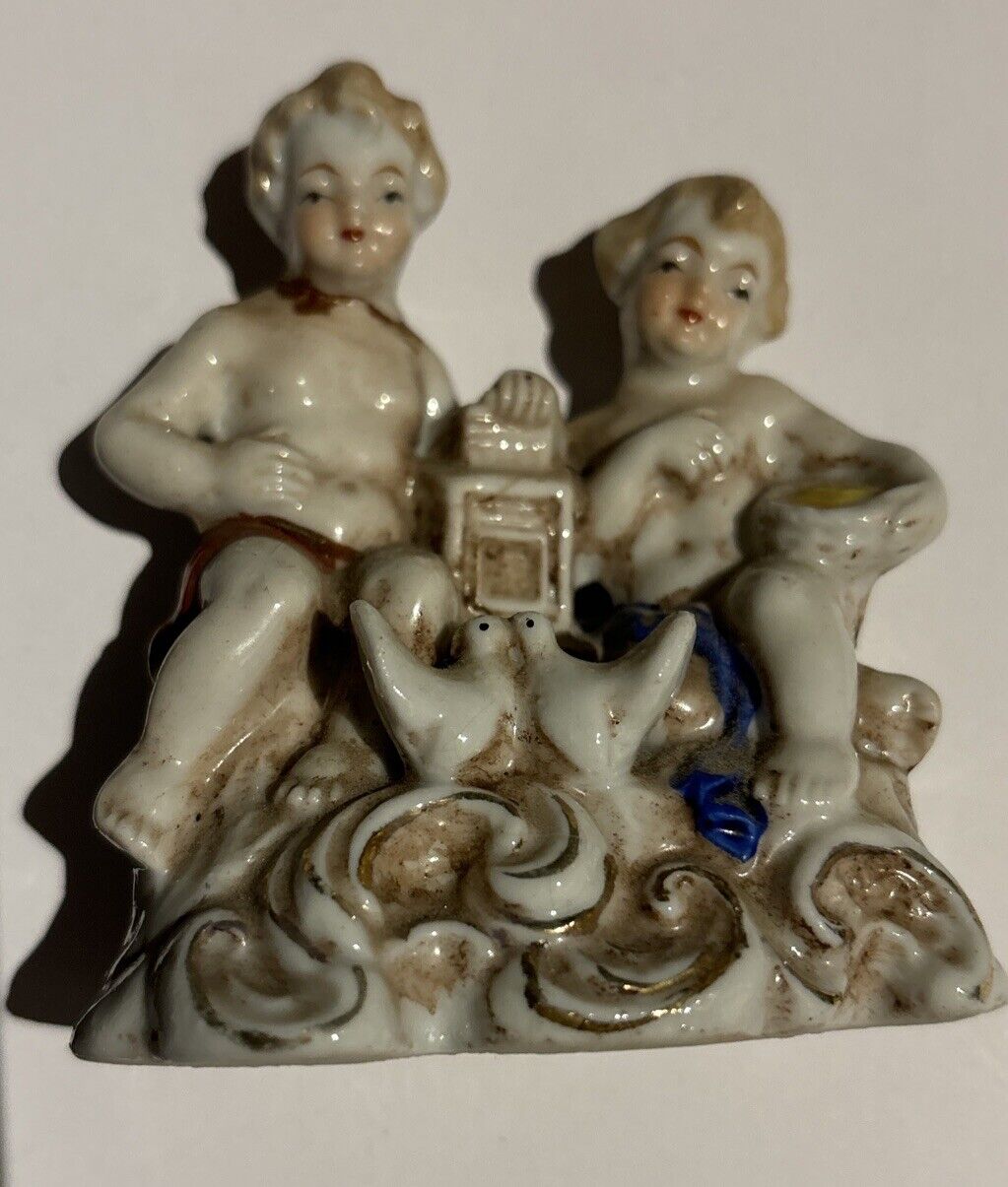 Vintage Occupied Japan Blond Cherubs Duo Porcelain Figurine With Birds