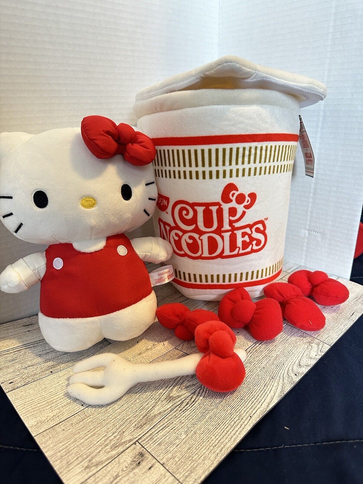 Hello kitty Nissin Cup O Noodles  Sanrio Plush. Fork And Bows.