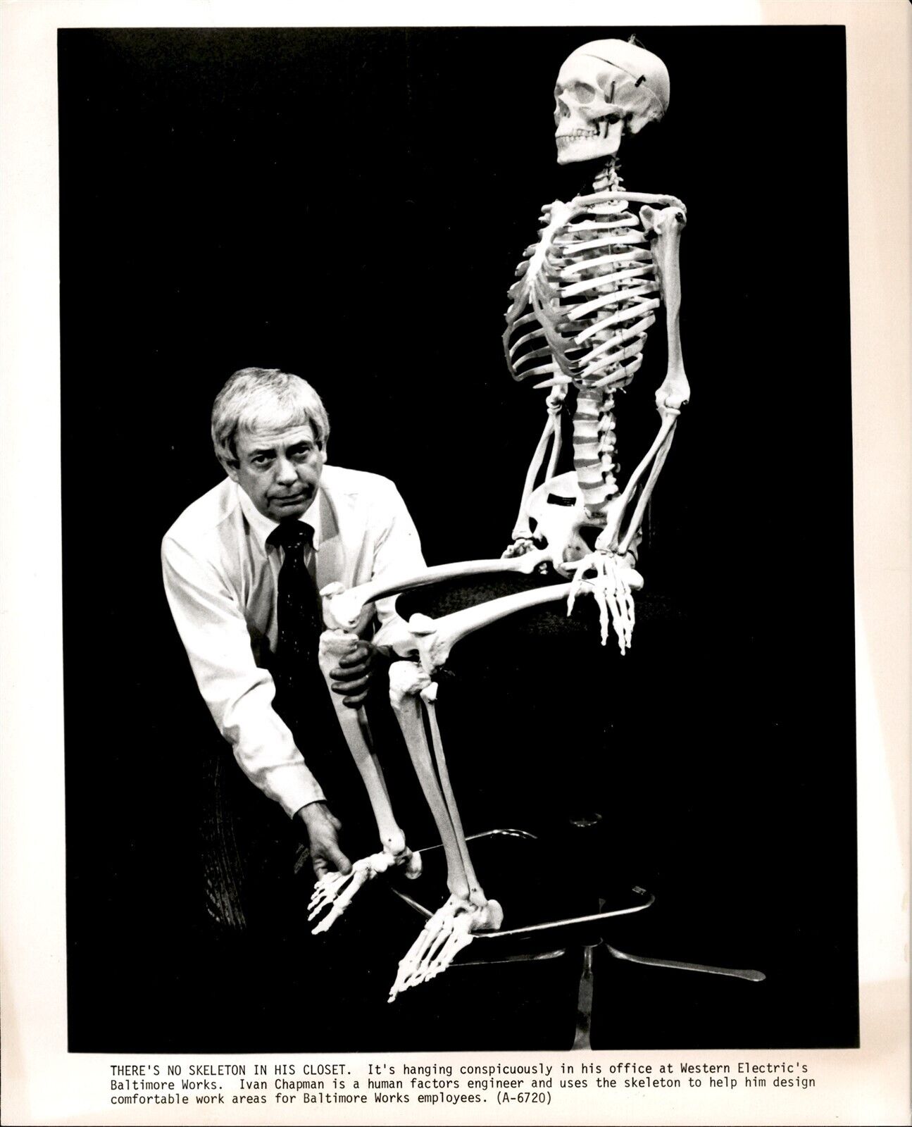 BR52 Rare Original Photo IVAN CHAPMAN Human Factors Engineer Skeleton Bones