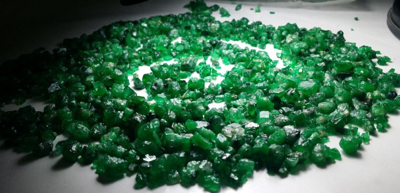 Emeralds - 850 Carats (Under $2 Per Carat)