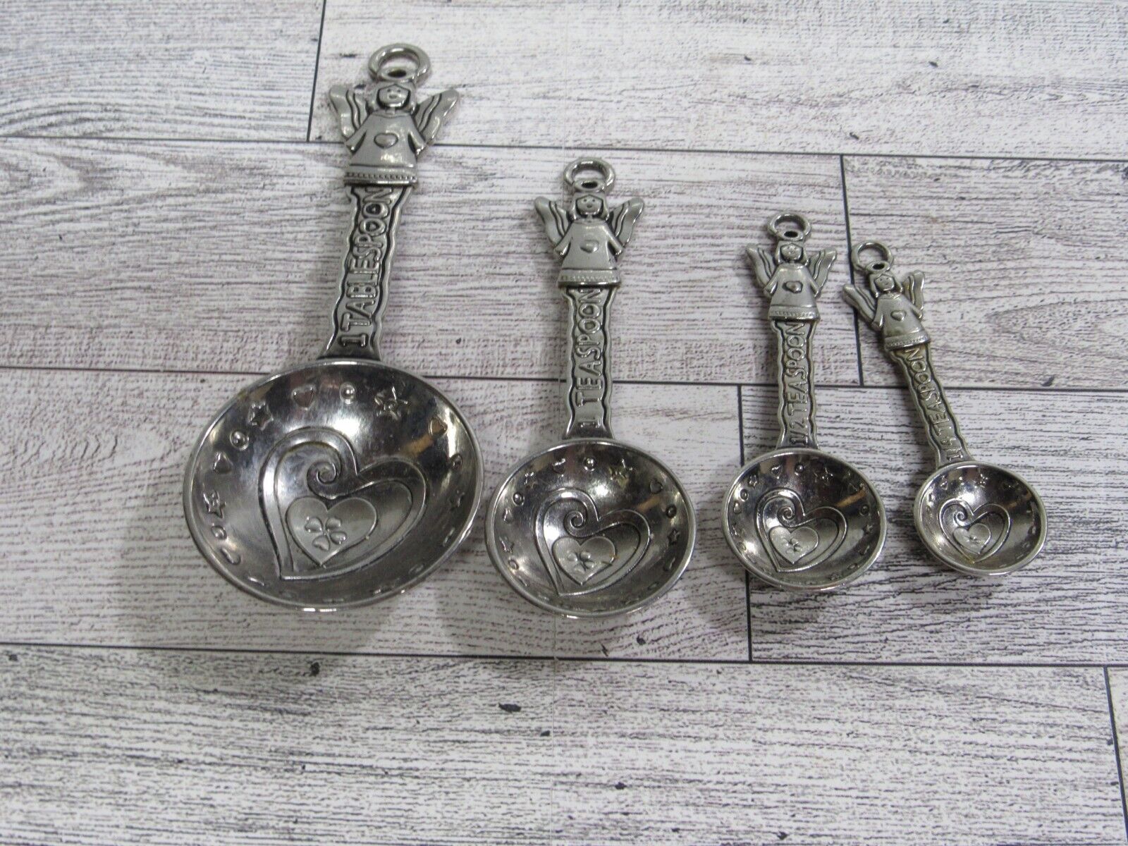 Ganz 4 Piece Measuring Spoons Silver Angels & Hearts
