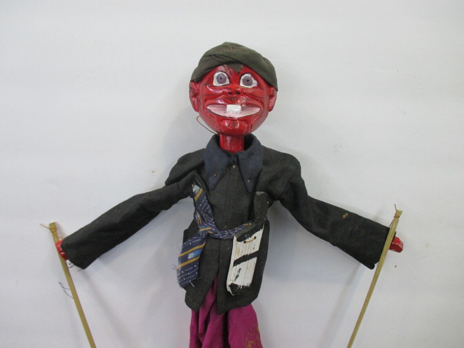Vintage Puppet Wayang Golek Hand Carved Wood Rod Named CEPOT 14\