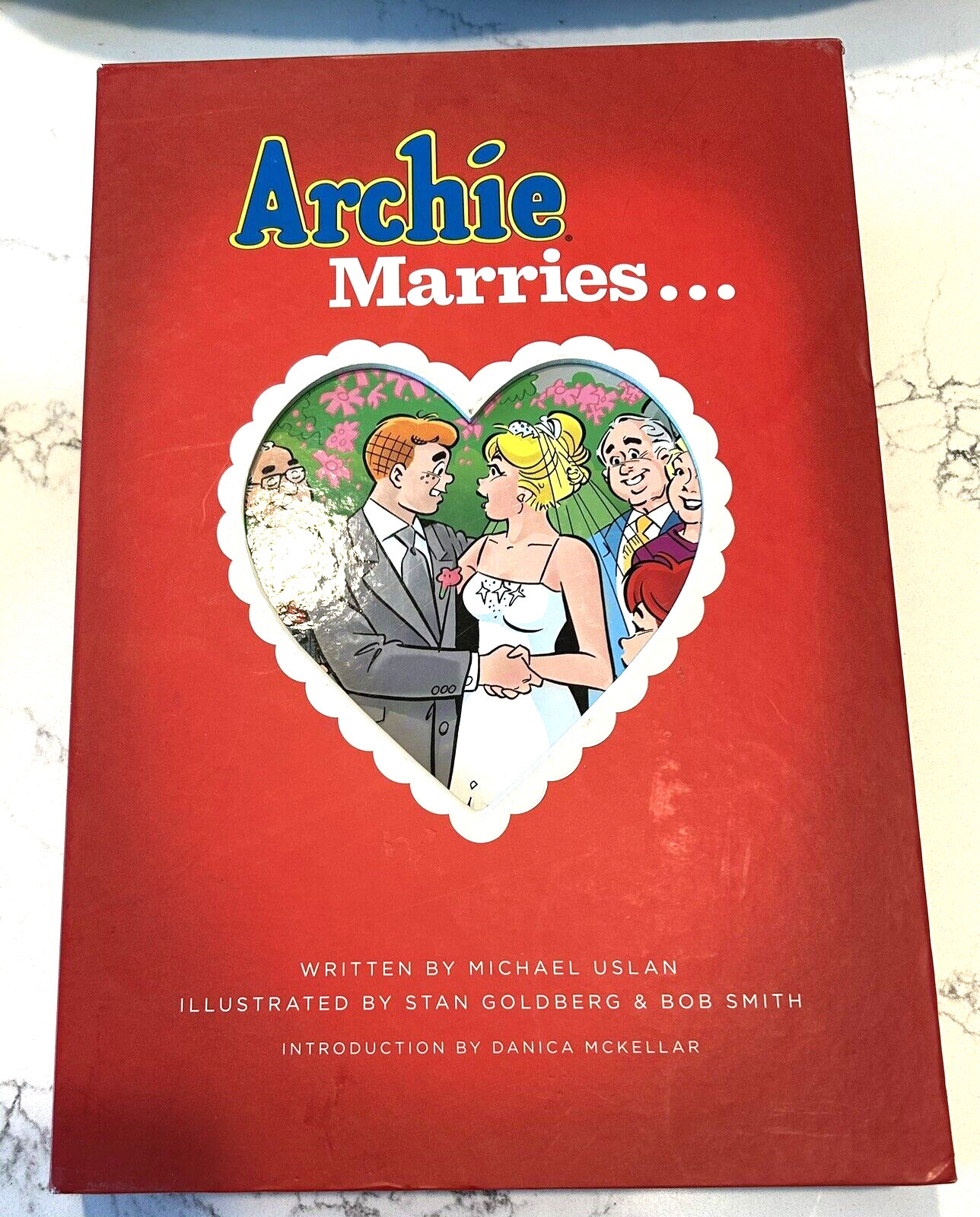 Archie Marries Betty Veronica Hardcover Comic w/ Slipcase  Jughead Uslan 2010