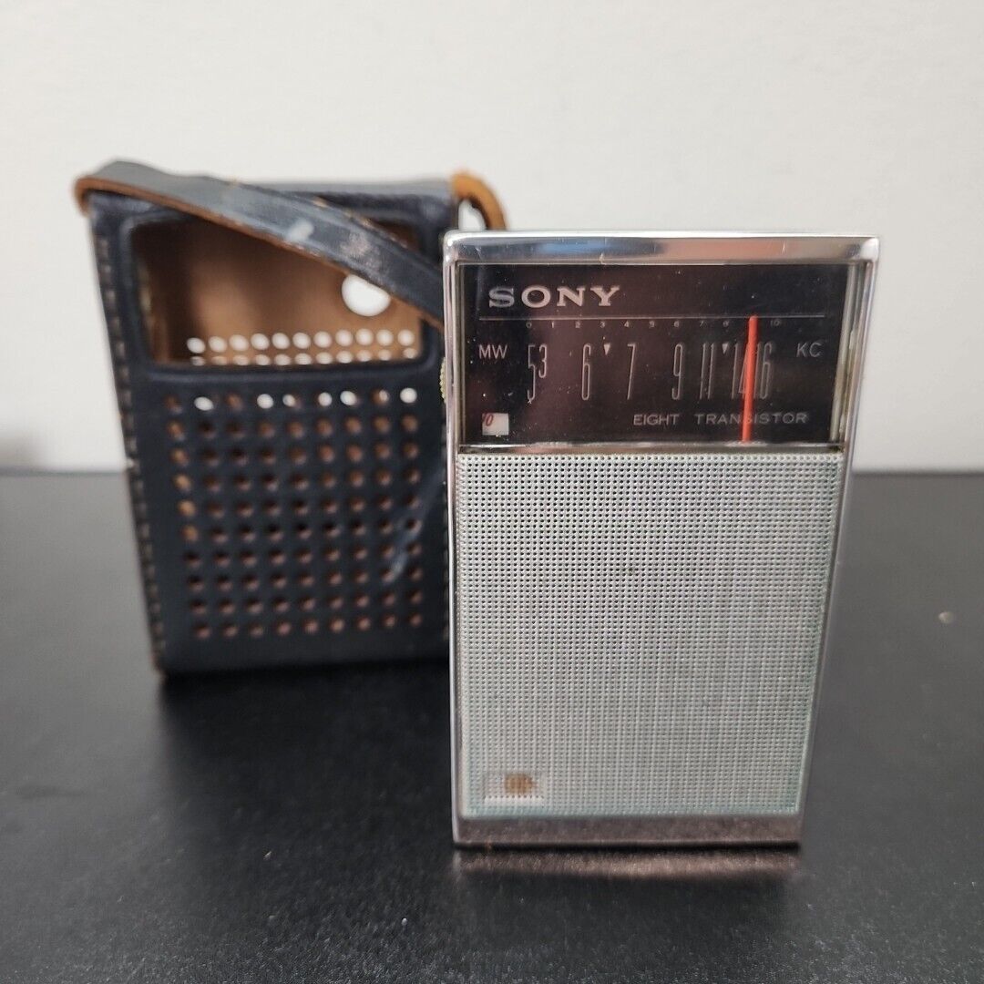 Sony 8 Transistor Radio TR-826 Vintage 1960's Tested and Working