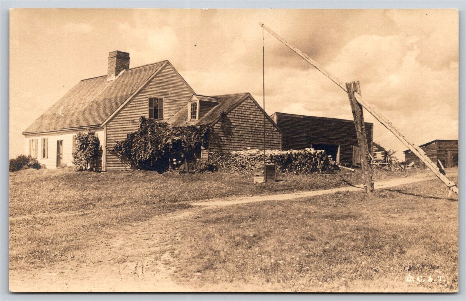 Postcard Old Tavern, Belfast, Maine RPPC O173