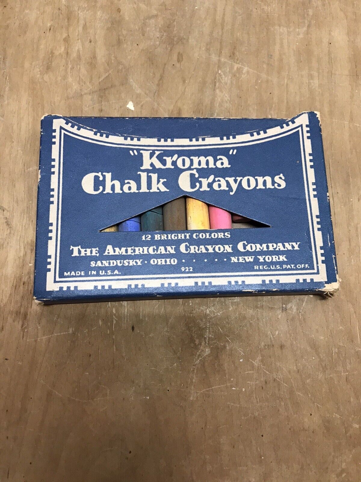 Vintage Antique Set Of “Karoma” Chalk Crayons Box 