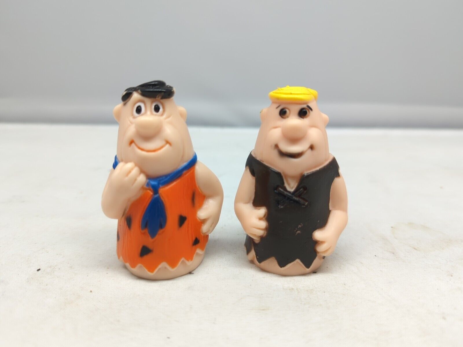 Vintage 1972 The Flintstones Barney Fred Plastic Finger Puppet Hanna Barbera 3\