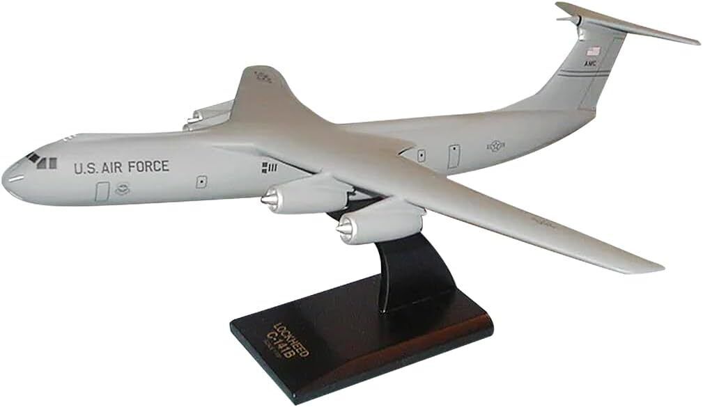 USAF Lockheed C-141B Starlifter Gray Desk Top Display Model 1/100 SC Airplane