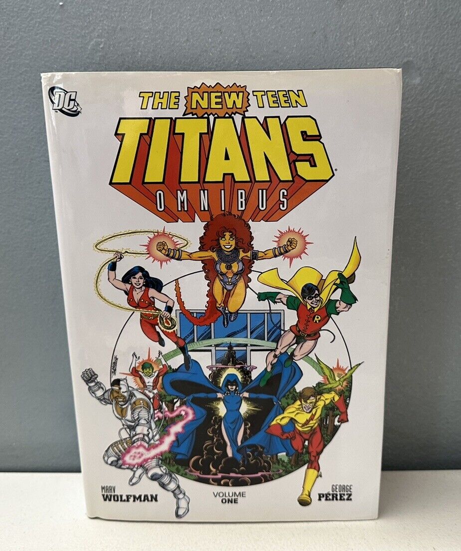 The New Teen Titans Omnibus Vol 1 (DC Comics, October 2011) HC Wolfman Perez