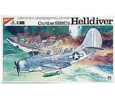 1/48 US Navy Carrier Dive Bomber Curtiss SB2C-5 Helldiver Scale Series No.4 S-48