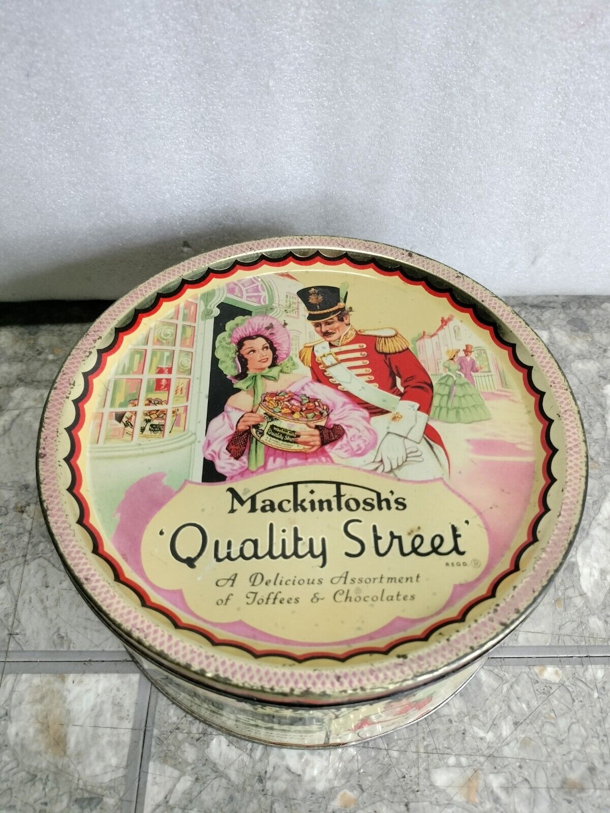 Vintage Mackintosh's Chocolate Toffee Tin 7