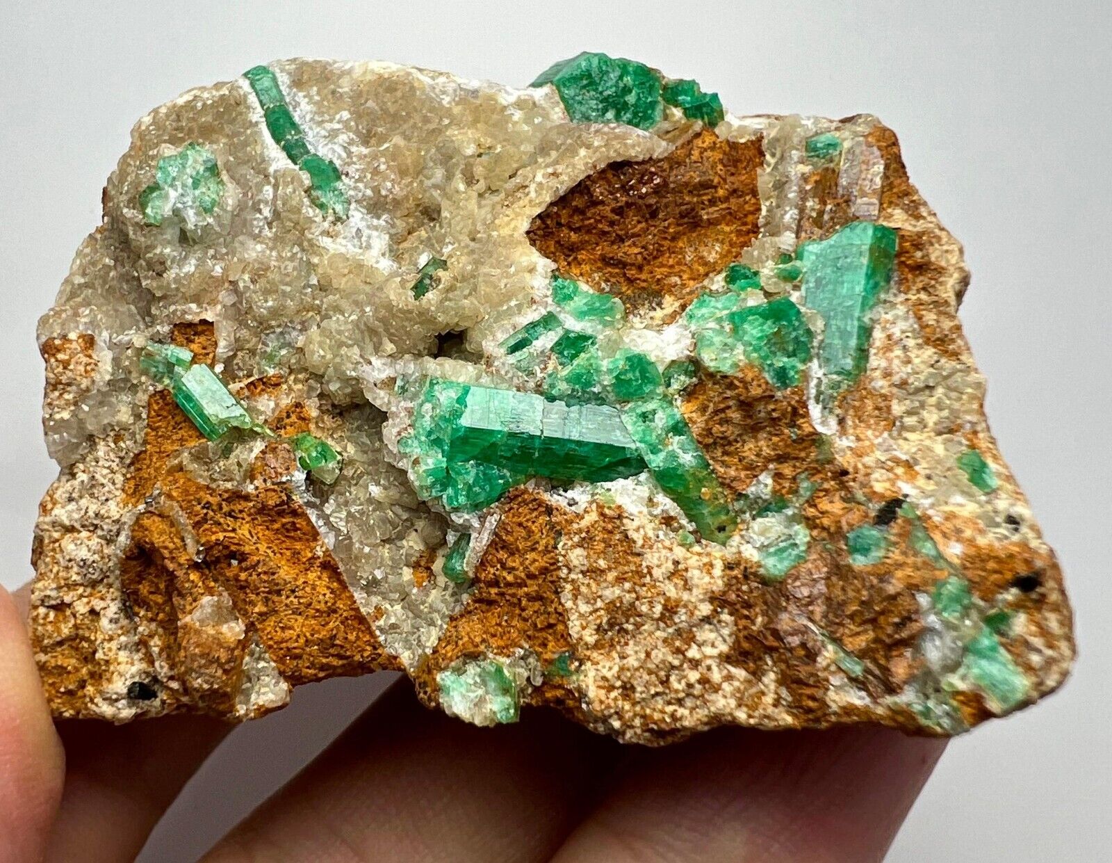 High quality top green Panjshir Emerald crystals on matrix, 99 grams.
