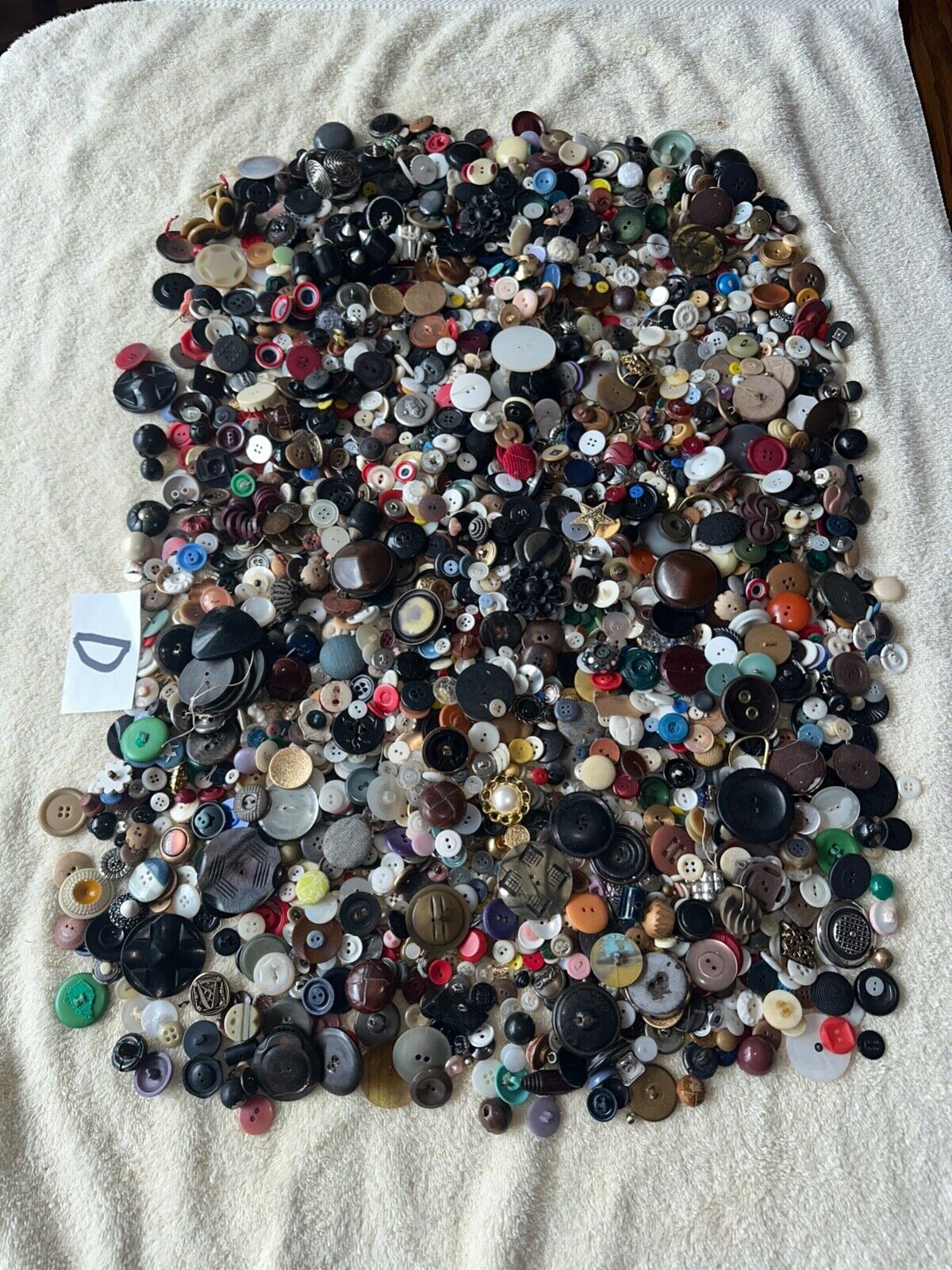 8 Pound Lot Assorted Buttons Multi Color Shape Size Material Mostly Round VTG