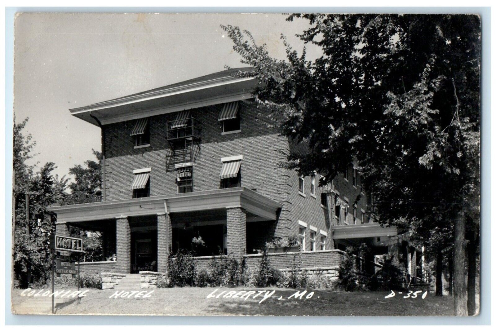 Liberty Missouri RPPC Photo Postcard Colonial Hotel Exterior View c1940 Vintage