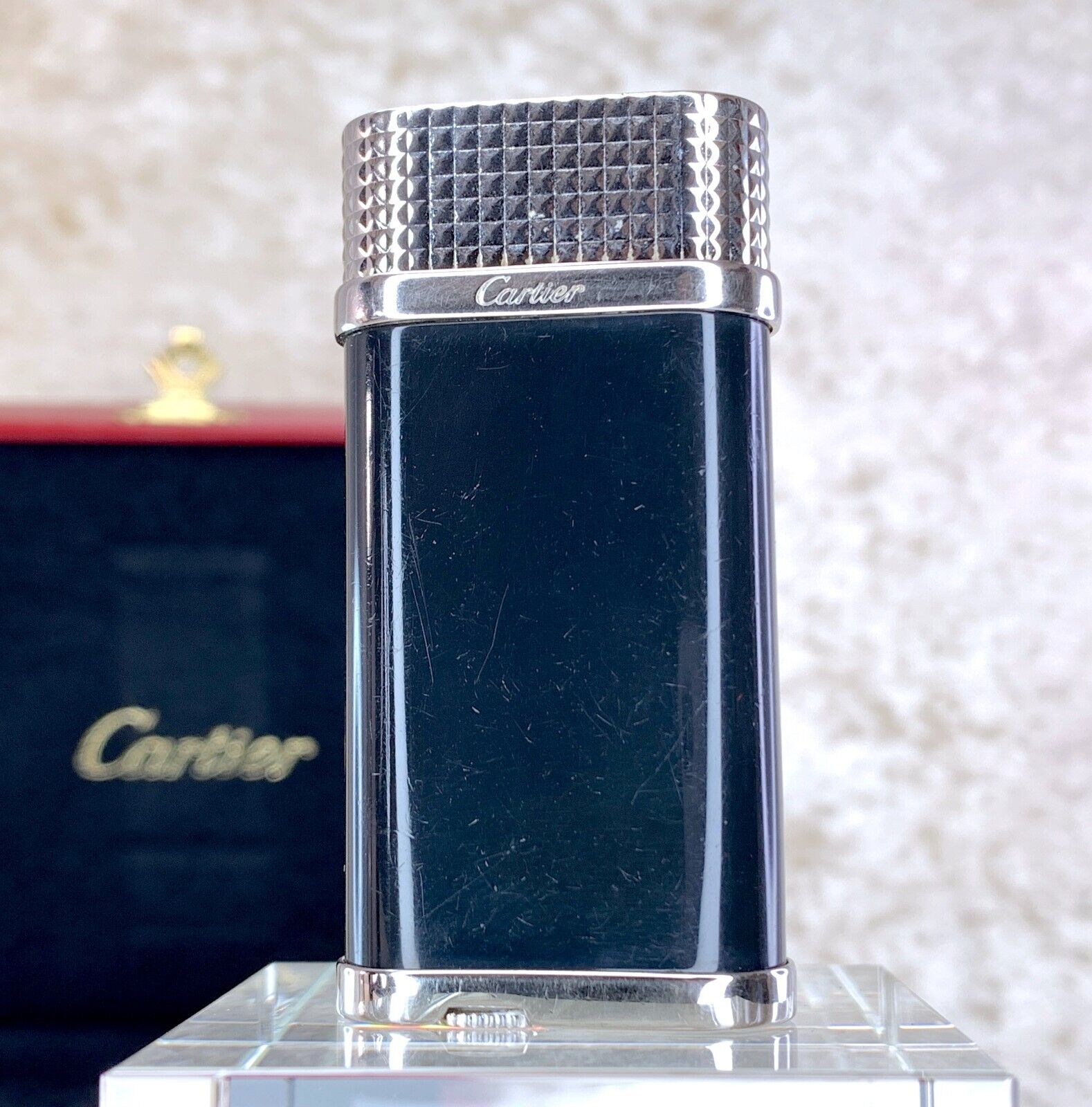 Cartier Lighter Black Resin CLOUS DE PARIS DÉCOR Palladium Finish with Case