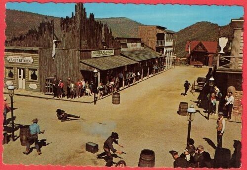 Ghost Town Amusement Park Shoot-out Maggie Valley North Carolina Postcard