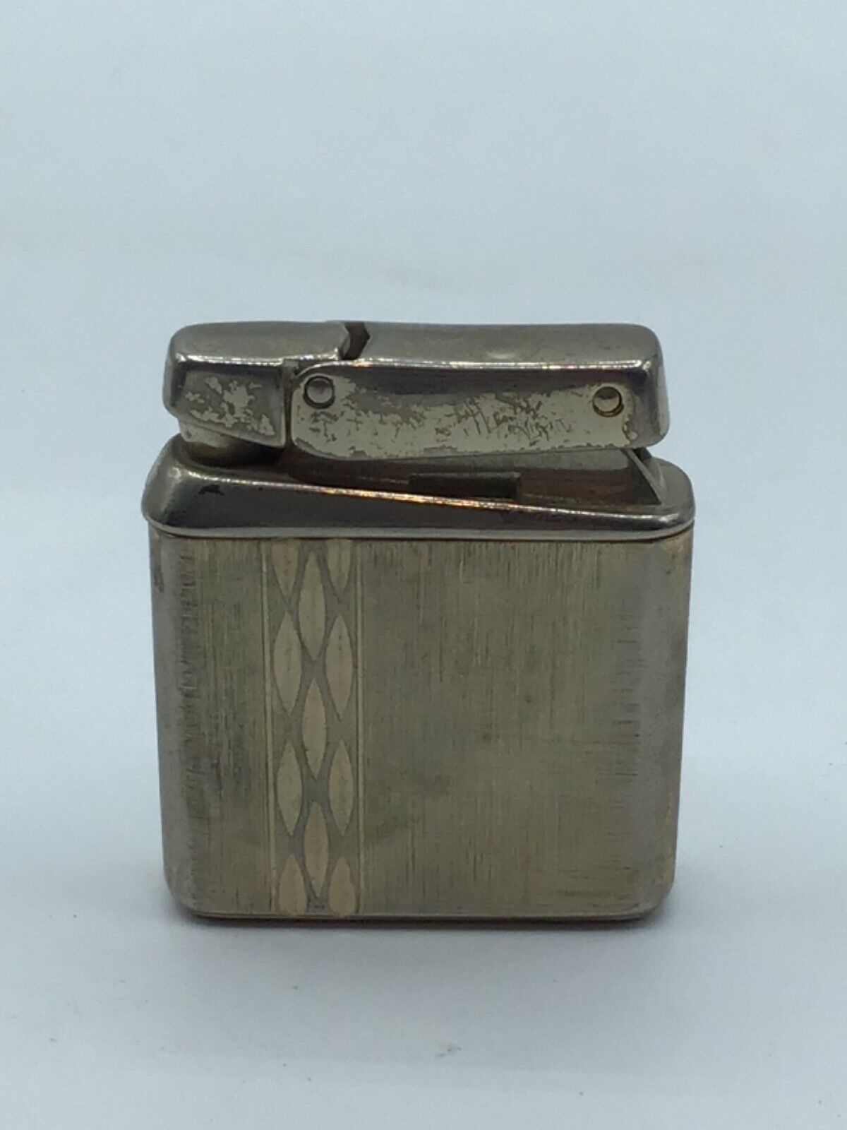 Vintage Kreisler Butane Lighter Mid Century Gold Tone USA Pat Pending 2\