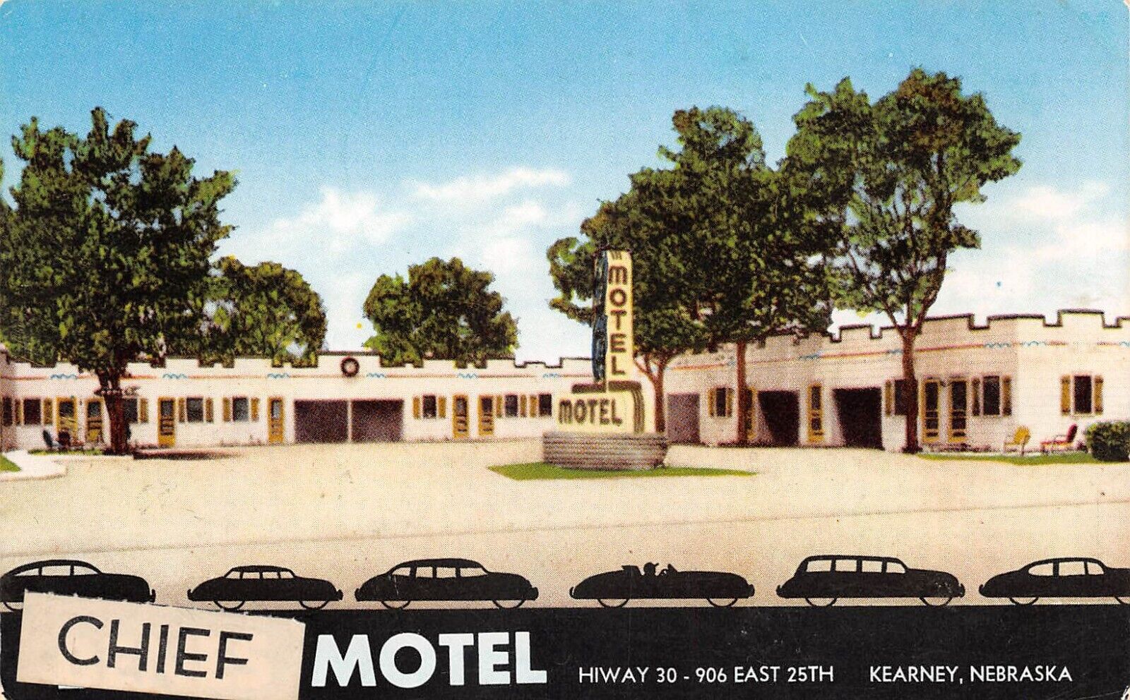 CHIEF MOTEL Hiway 30 Kearney NE Nebraska Postcard 7401