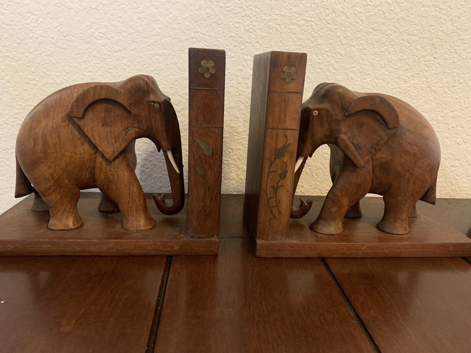 Vintage Carved Wood Elephant Bookends Hand Crafted 9 x 7.5