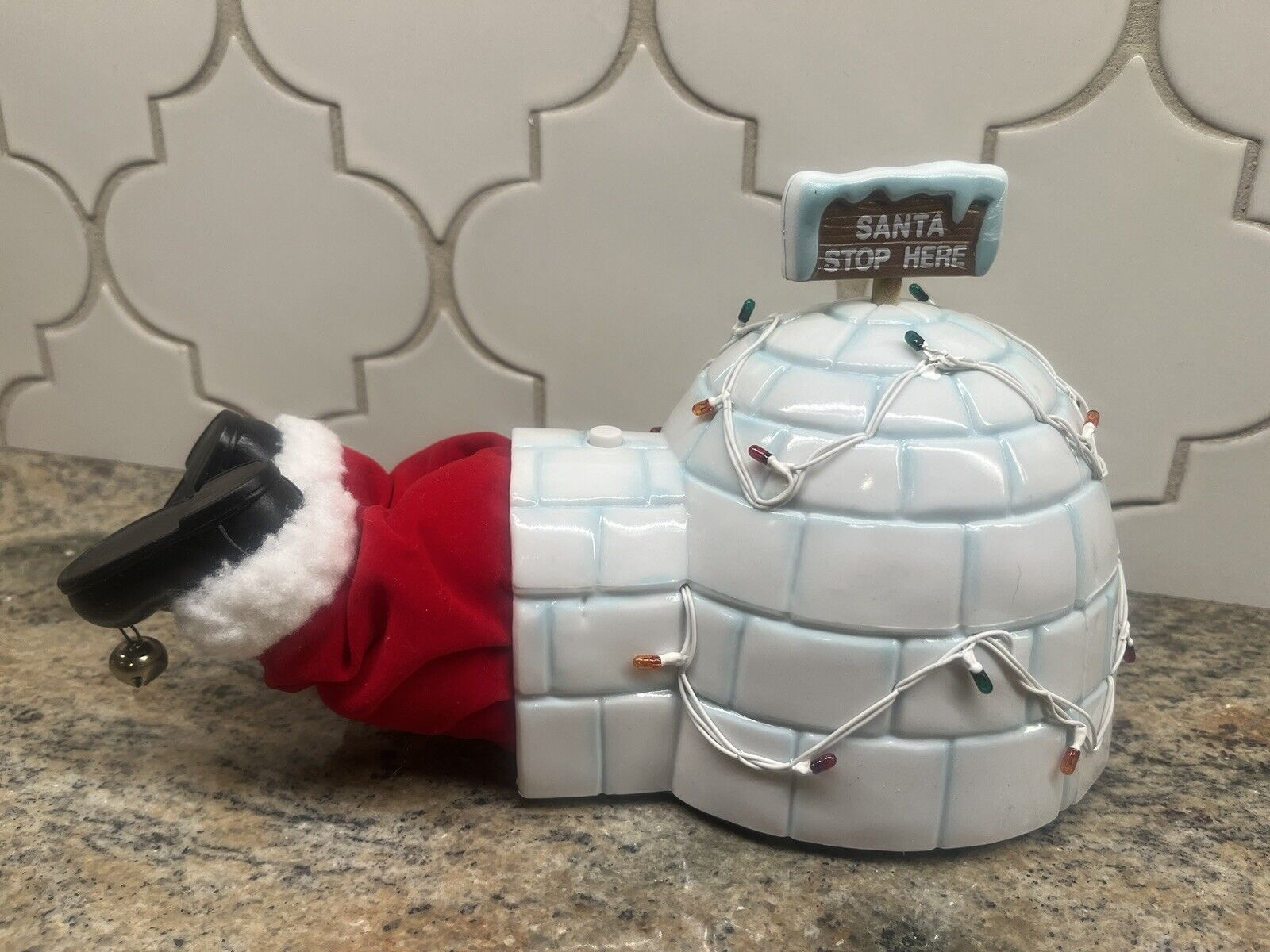 VTG Gemmy Santa Talking Kicking Stuck In Igloo With Lights Stop Here TESTED