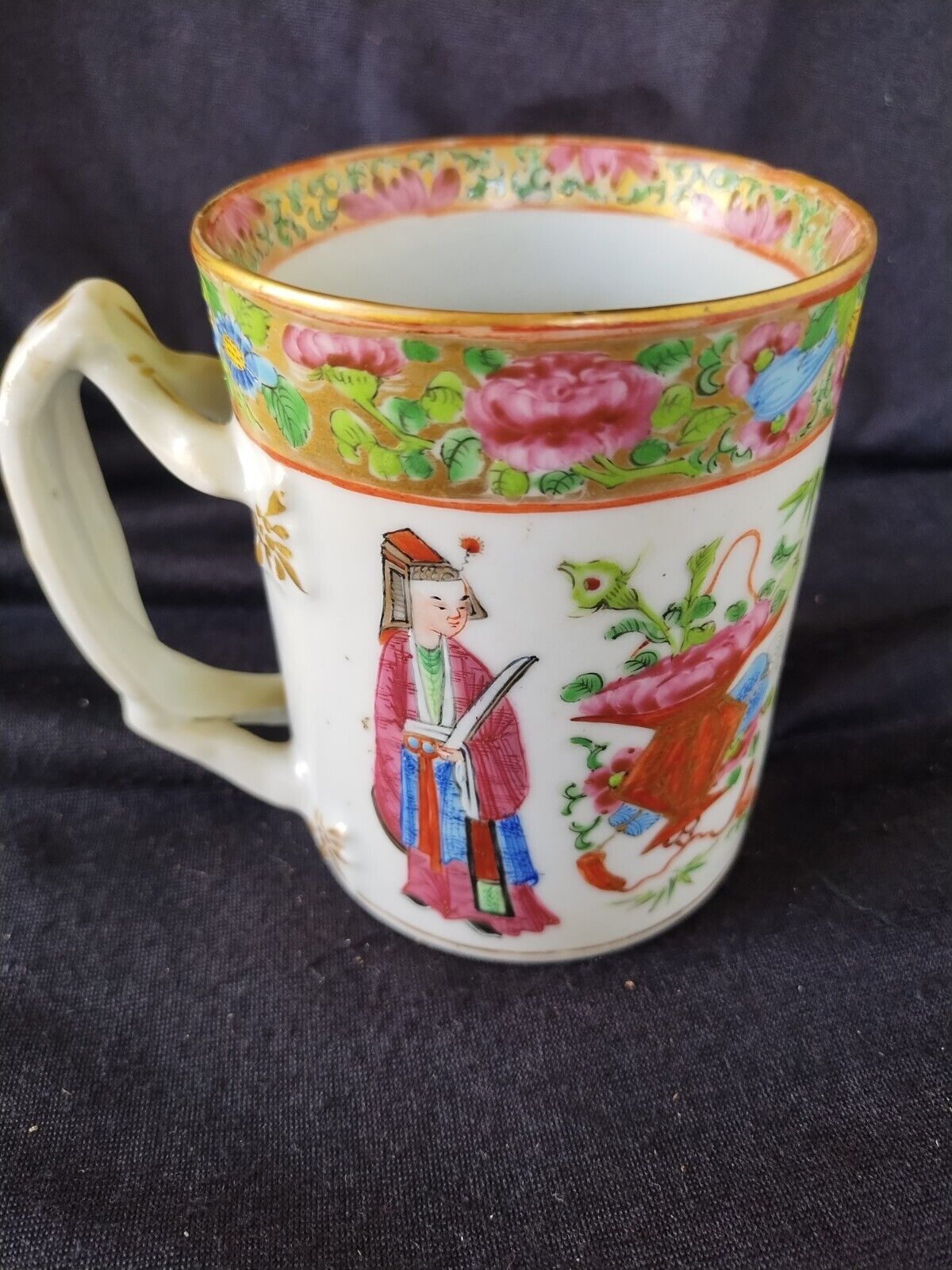 Antique 18th C Chinese Rose Medallion/Famille Coffee Mug Cup