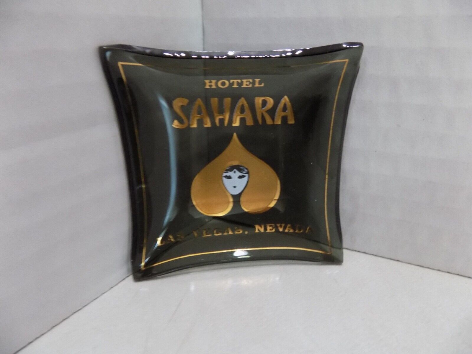Hotel Sahara Casino Trinket Jewelry Dish Glass 2.5\