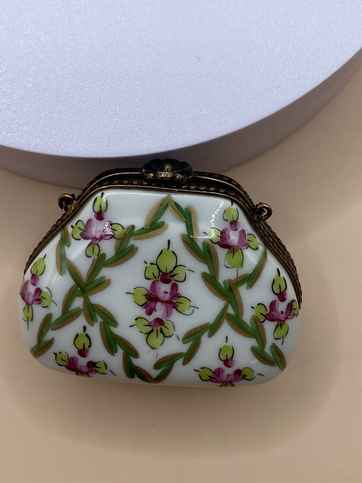 Vintage Limoges Peint Main France Porcelain Purse Trinket Box Chain Floral