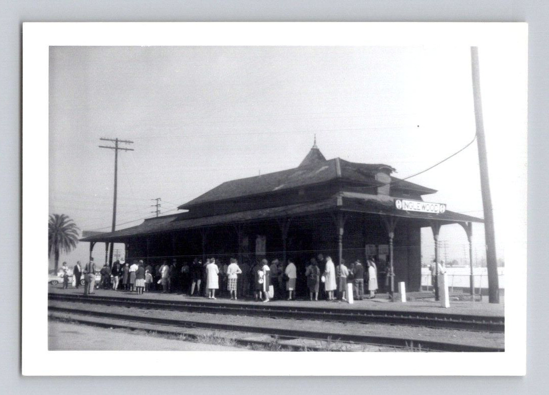 ORIG. 1950\'S. INGLEWOOD, CA. DEPOT. 3.5X5 TRAIN PHOTO