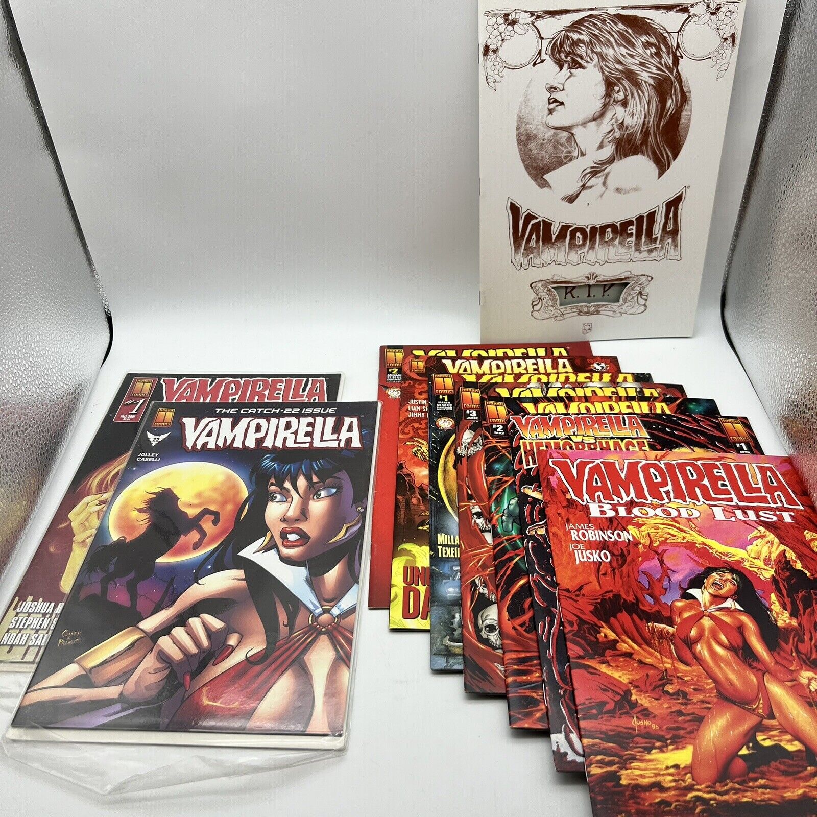 Vampirella - Comic Book Lot of 10 Issues - Harris Comics 1996 1997 - See Photos