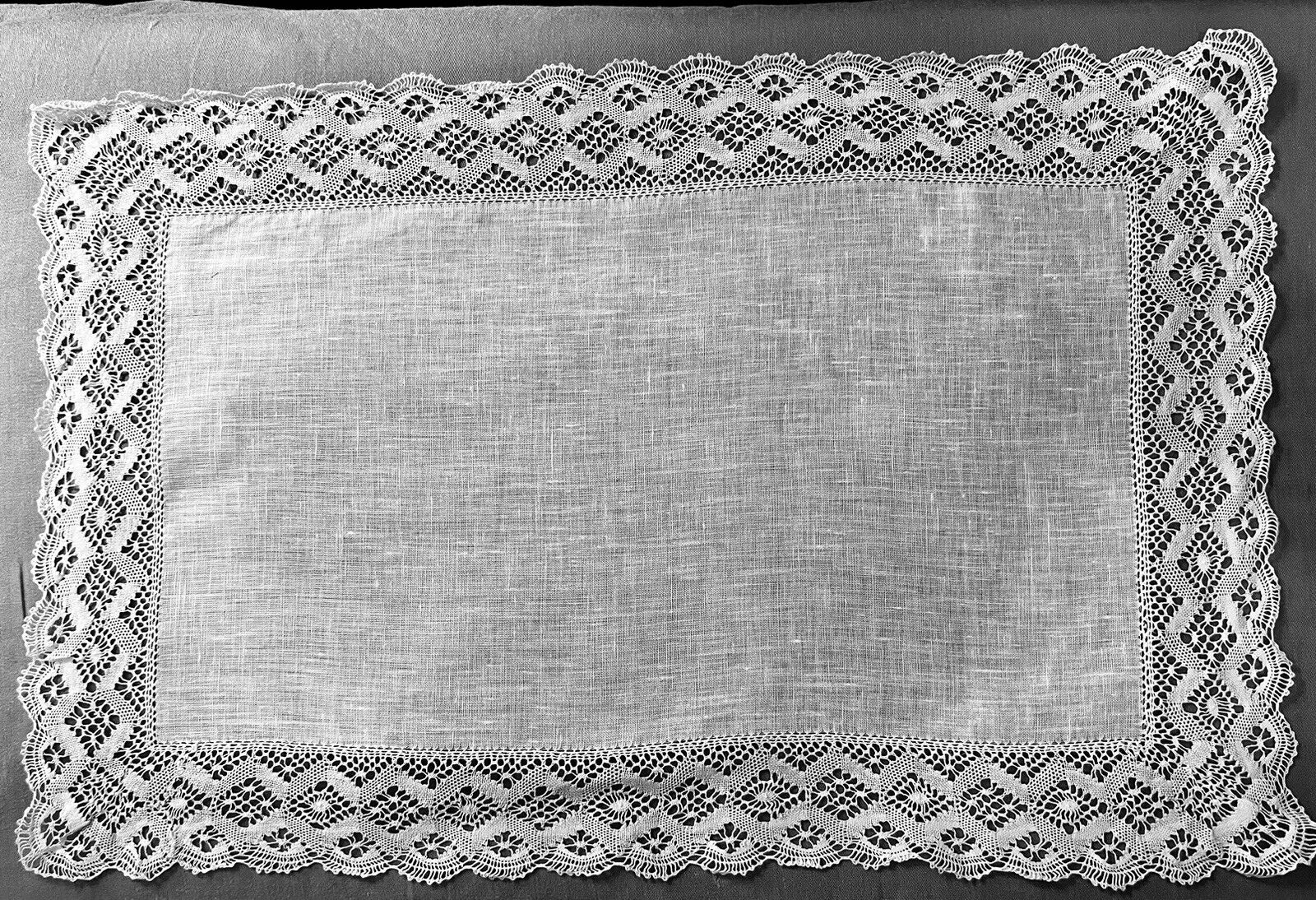 Antique  White Rectangular Fine Linen Doily w/Special made Lace Trim See Corners