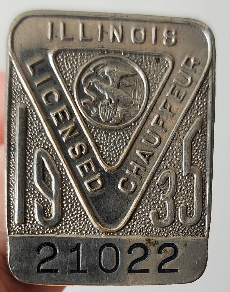 VINTAGE ANTIQUE 1935 ILLINOIS CHAUFFEUR TAXI LICENSE EMPLOYEE BADGE PIN # 21022