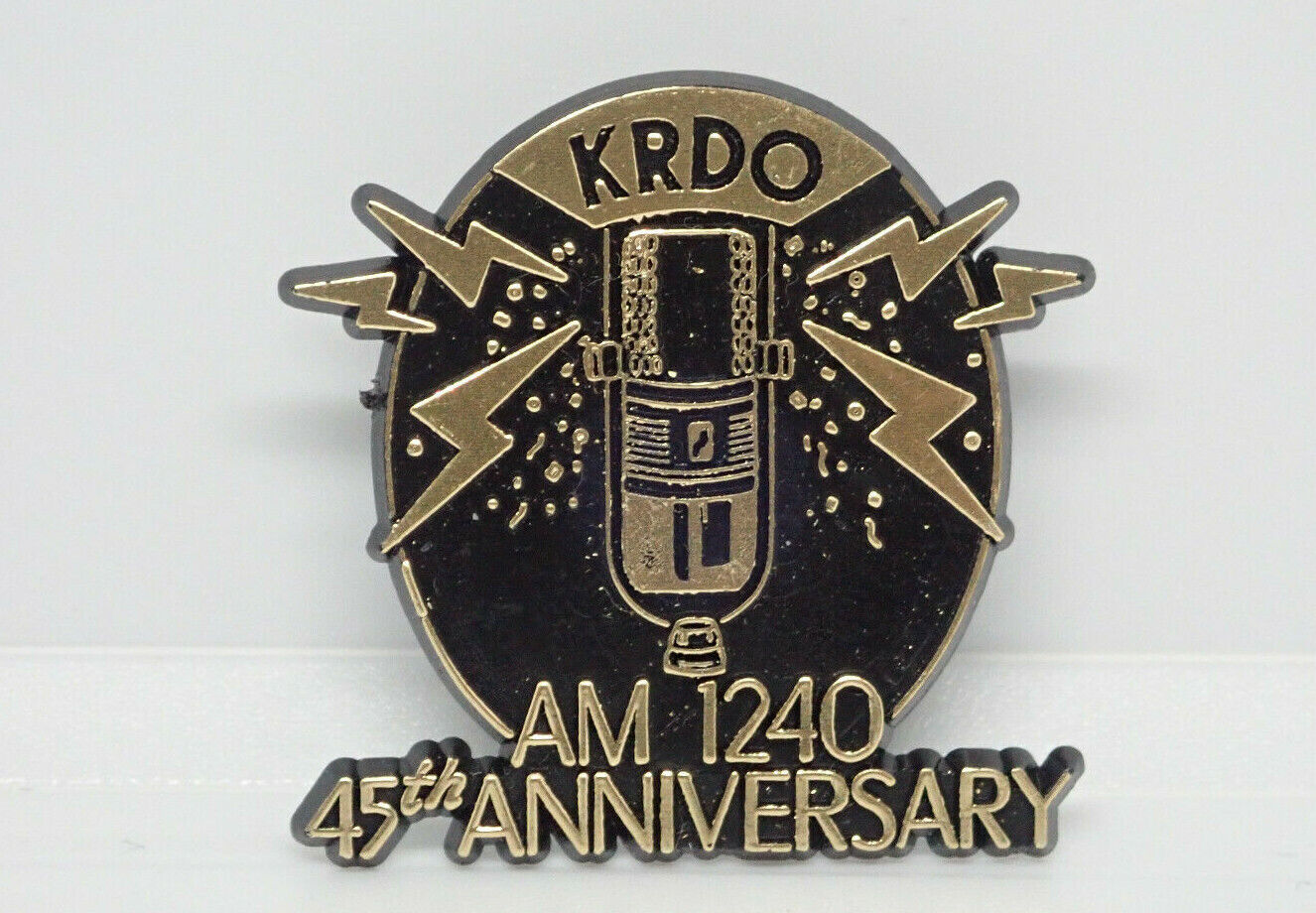 KRDO AM 1240 45th Anniversary Microphone gold tone Vintage Lapel Pin