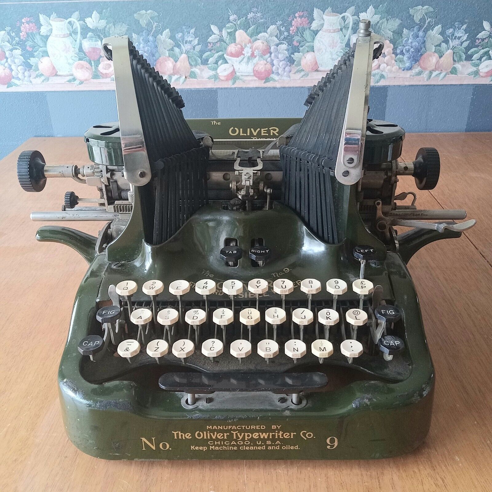 1917 Oliver No. 9 Antique Typewriter Standard Visible Nice 