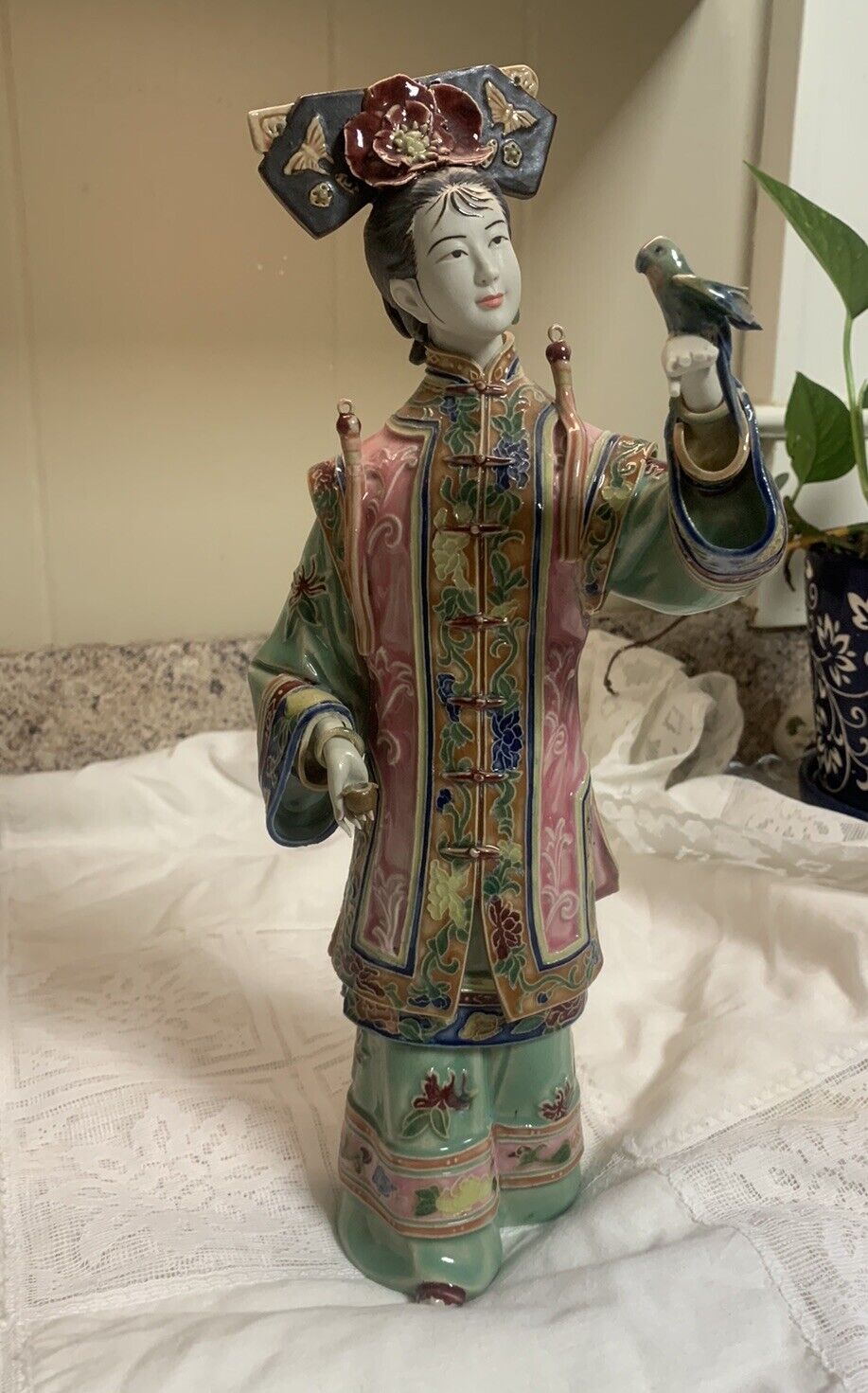 Vintage Shiwan Chinese Porcelain Lady Geisha Figurine Statue