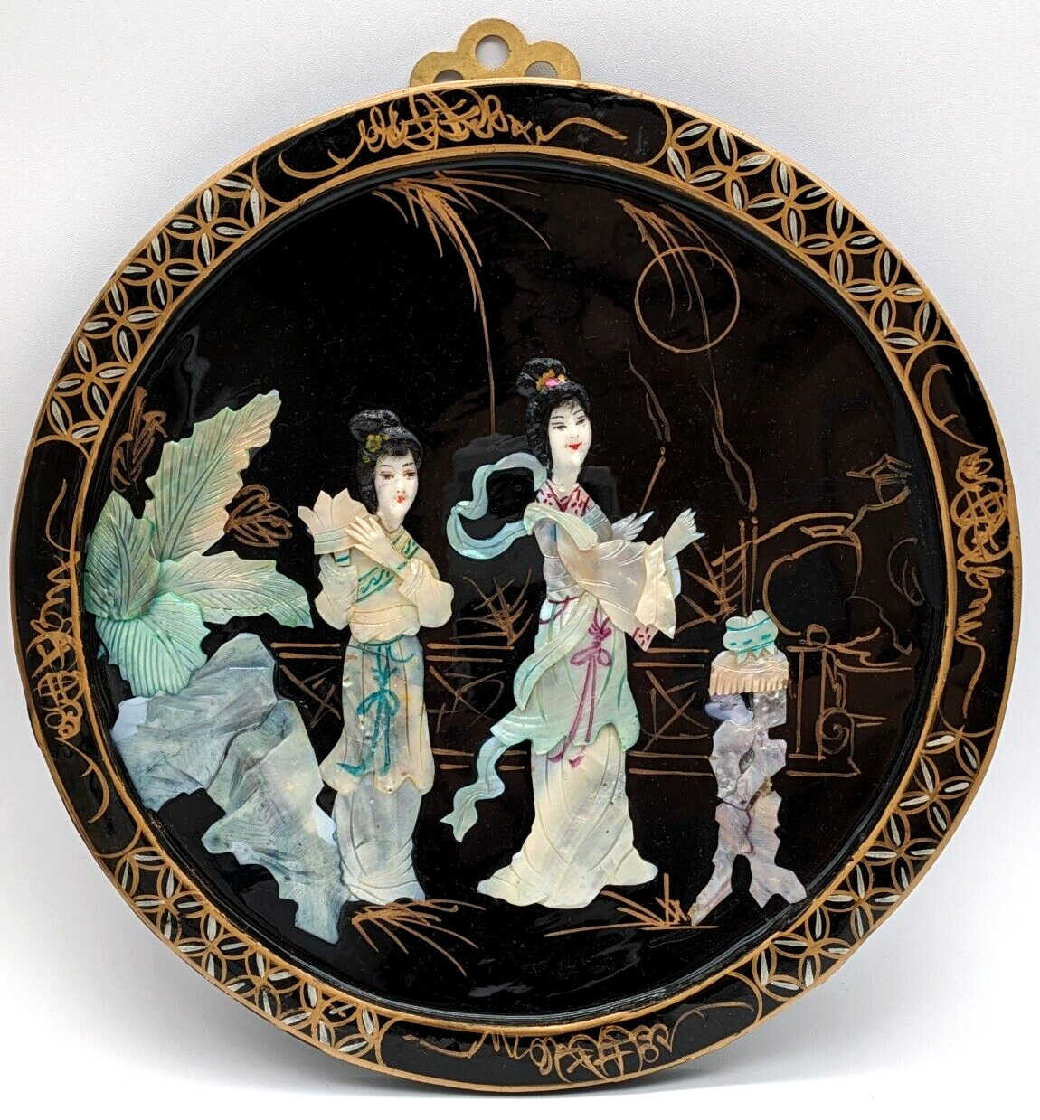 Vintage Asian Mother Of pearl 3D Geisha's Lacquered Round Wood Painted Wall Art
