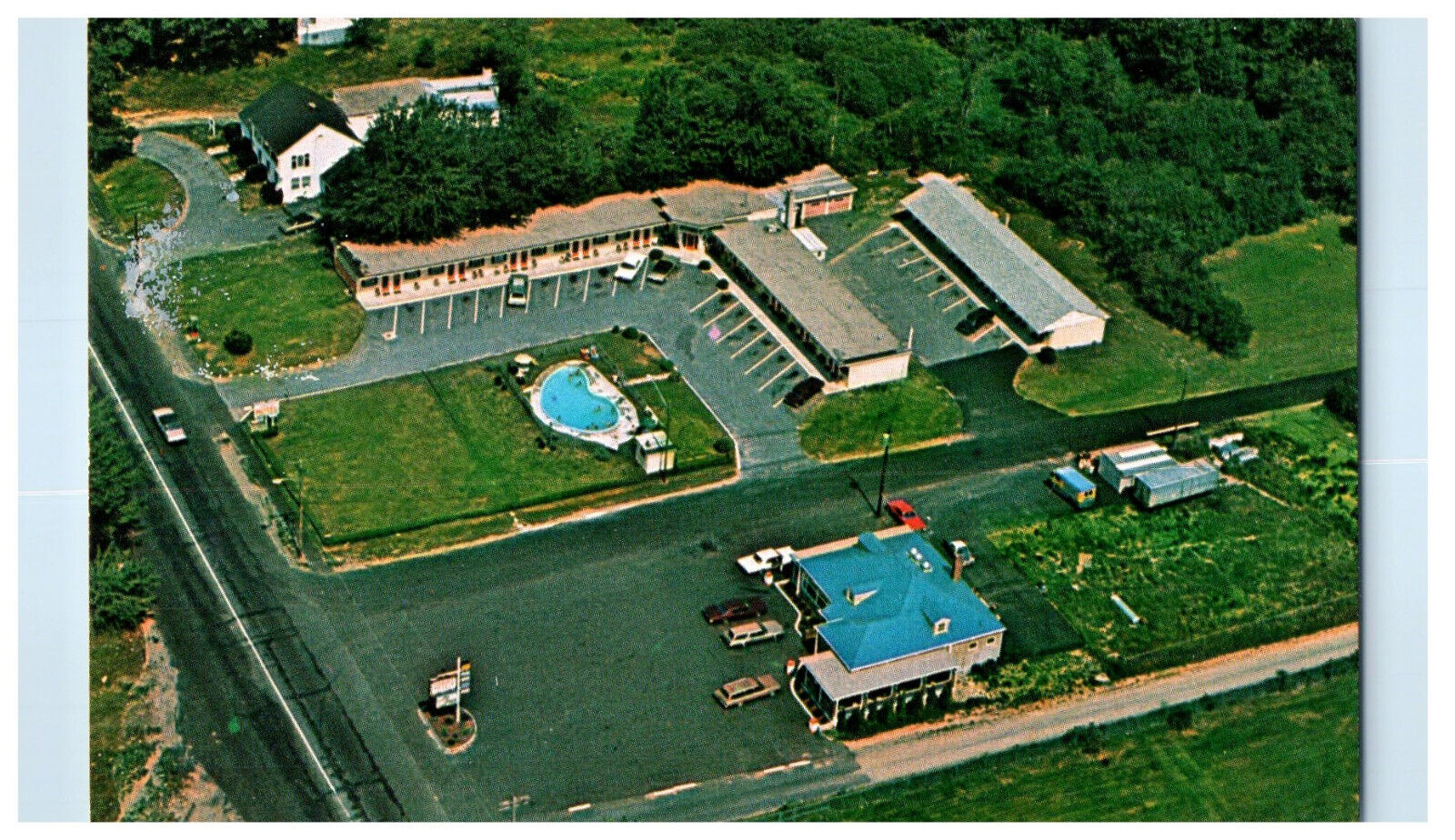 c1960\'s Saco Motel Next to Tobies Restaurant Saco Maine ME Unposted Postcard