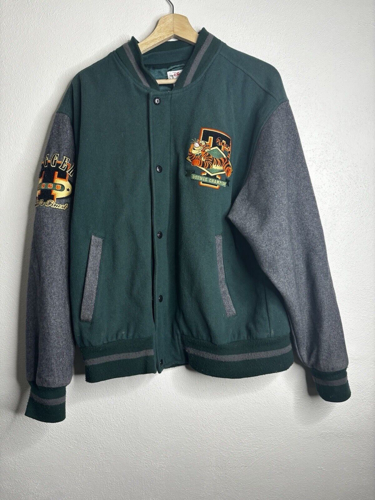 Vintage Disney Tigger Varsity Jacket Men’s Size Medium Green