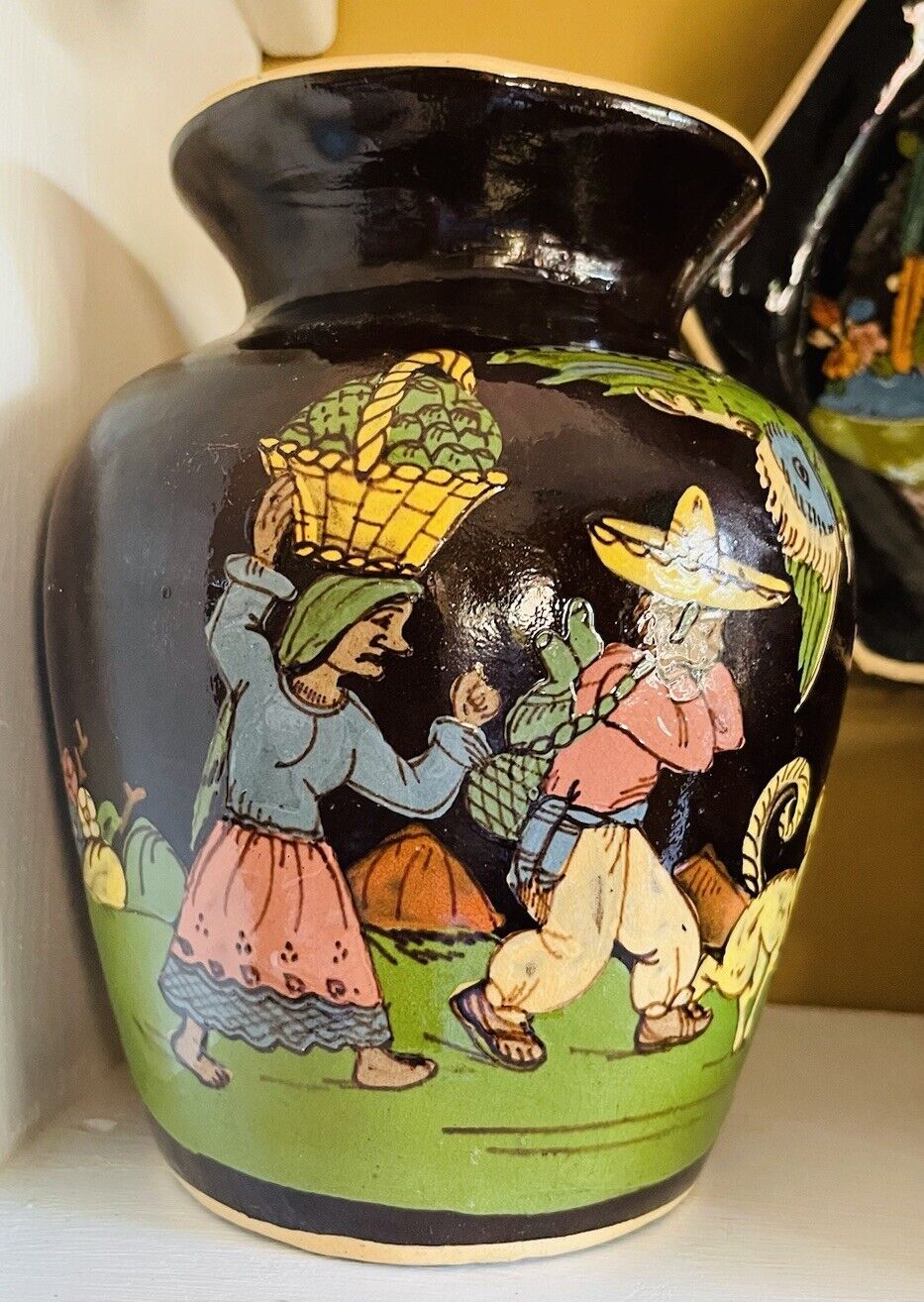 Lg 1940s Vintage Black Tlaquepaque Mexican Tourist Pottery Vase, Outstanding