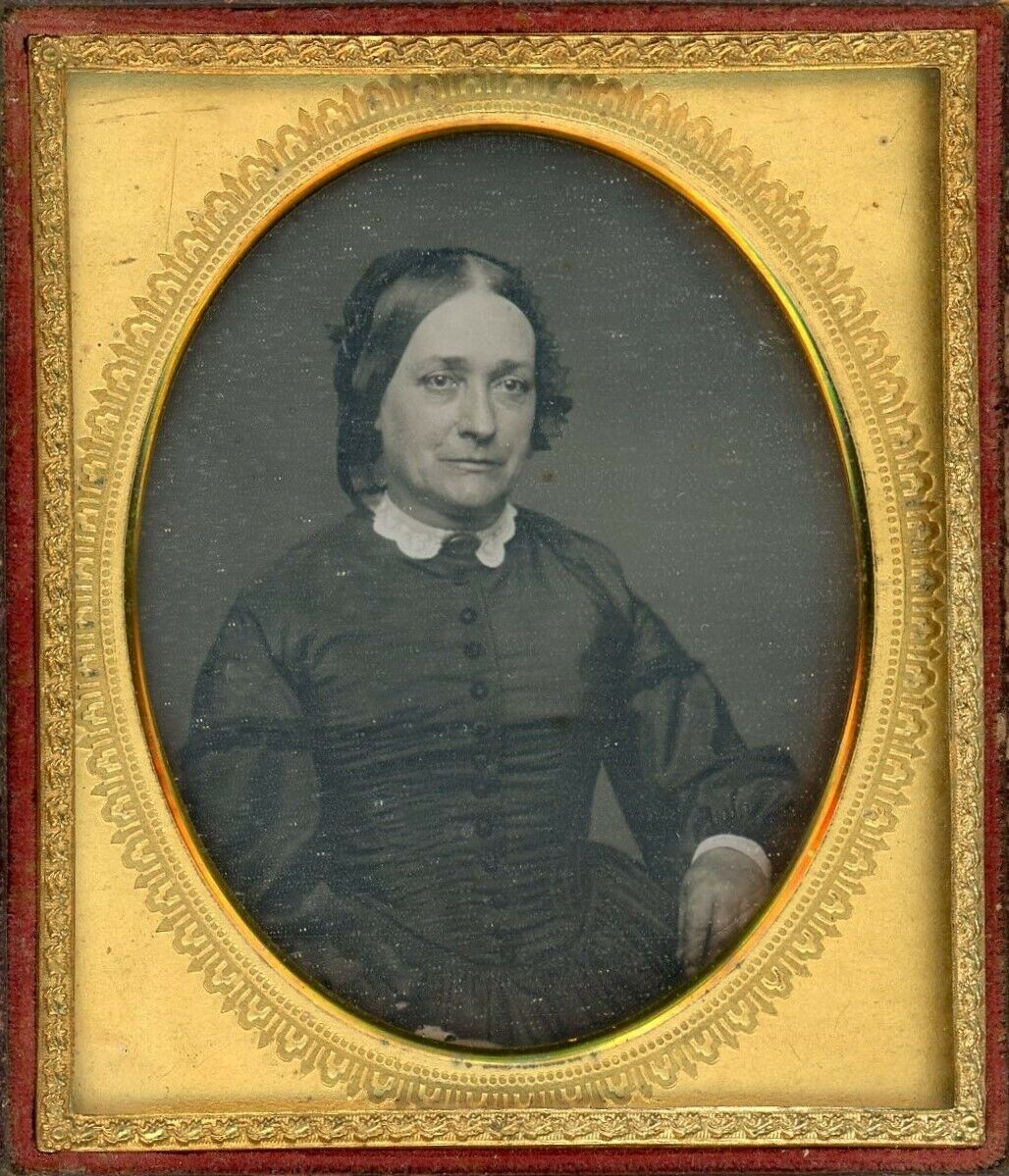 Unidentified Woman Slightly Smiling (1/6 Plate Daguerreotype)